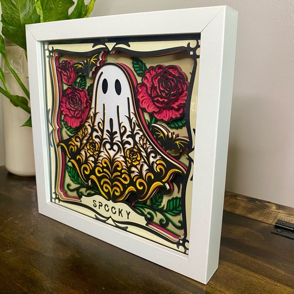 3D Spooky Ghost Shadowbox - Picture 3 of 6